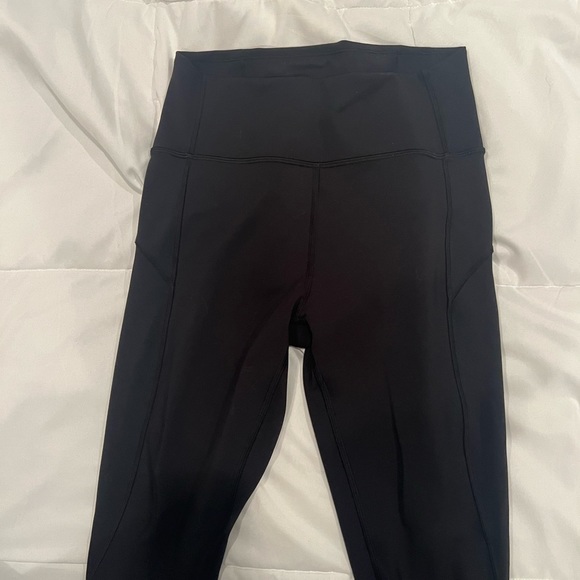 Fast And Free lululemon leggings 25” - Picture 3 of 6
